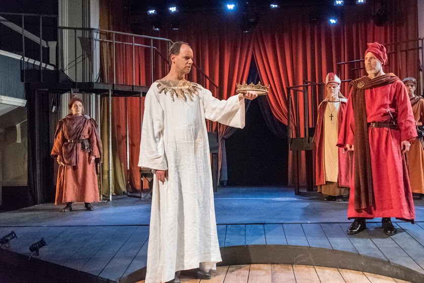 ASP Richard II (l to r) Northumberland (Marya Lowry), King Richard II (Doug Lockwood), Bishop of Carlisle (Malcolm Ingram), Bolingbroke (Michael Forden Walker), and Henry Percy (Lewis D. Wheeler). Photo by Stratton McCrady